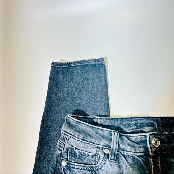 American Eagle Outfitters jeans Mom jeans dark gray wash women Size 0 - Picture 6 of 12